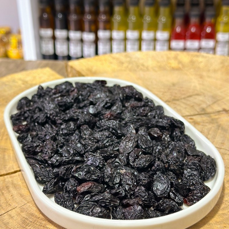 Kuru Üzüm 1KG – Özenle Kurutulmuş, Tane Tane ve Yoğun Aromalı