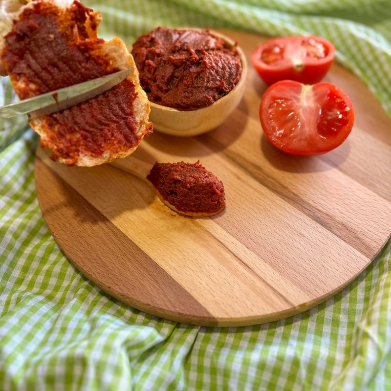 Organik Domates Salçası 1 Kg – Doğal, Katkısız ve Geleneksel Ev Yapımı Lezzet